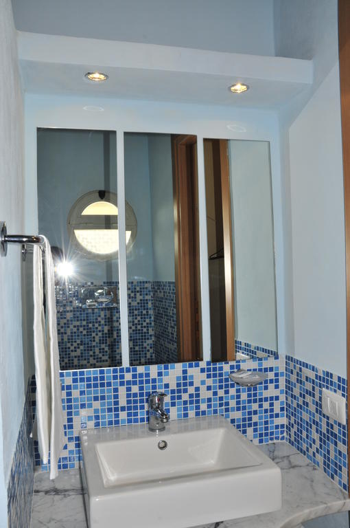 Solemare Residence Доналуката Стая снимка
