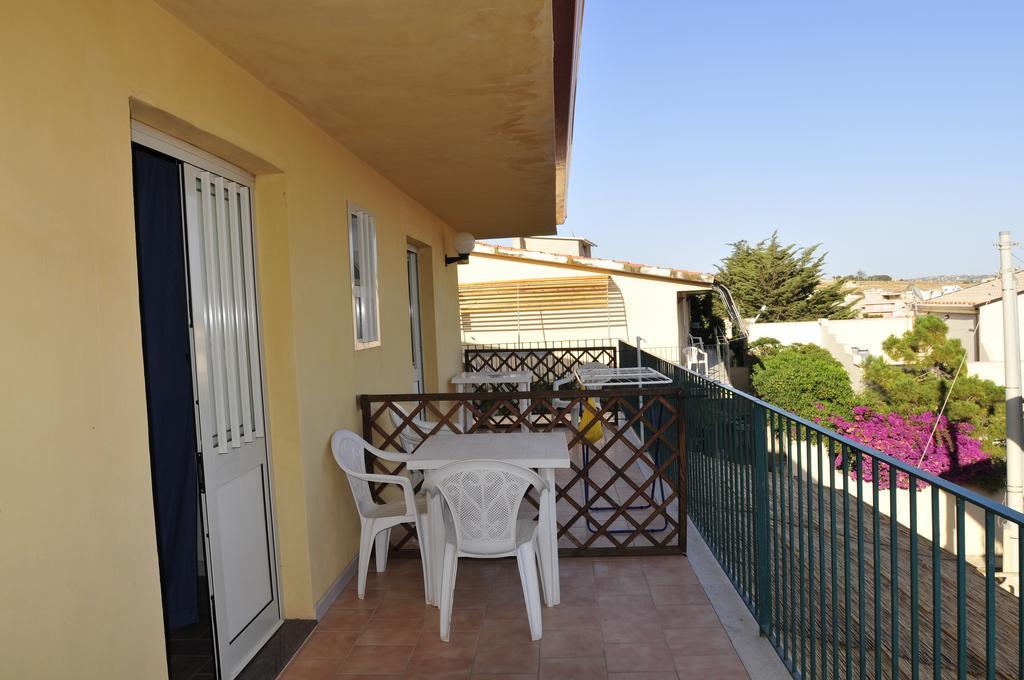 Solemare Residence Доналуката Стая снимка